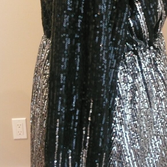 Red Dot Boutique Plus Size Long Sleeves Wrapped V Neck Sequins Dress - Picture 12 of 12